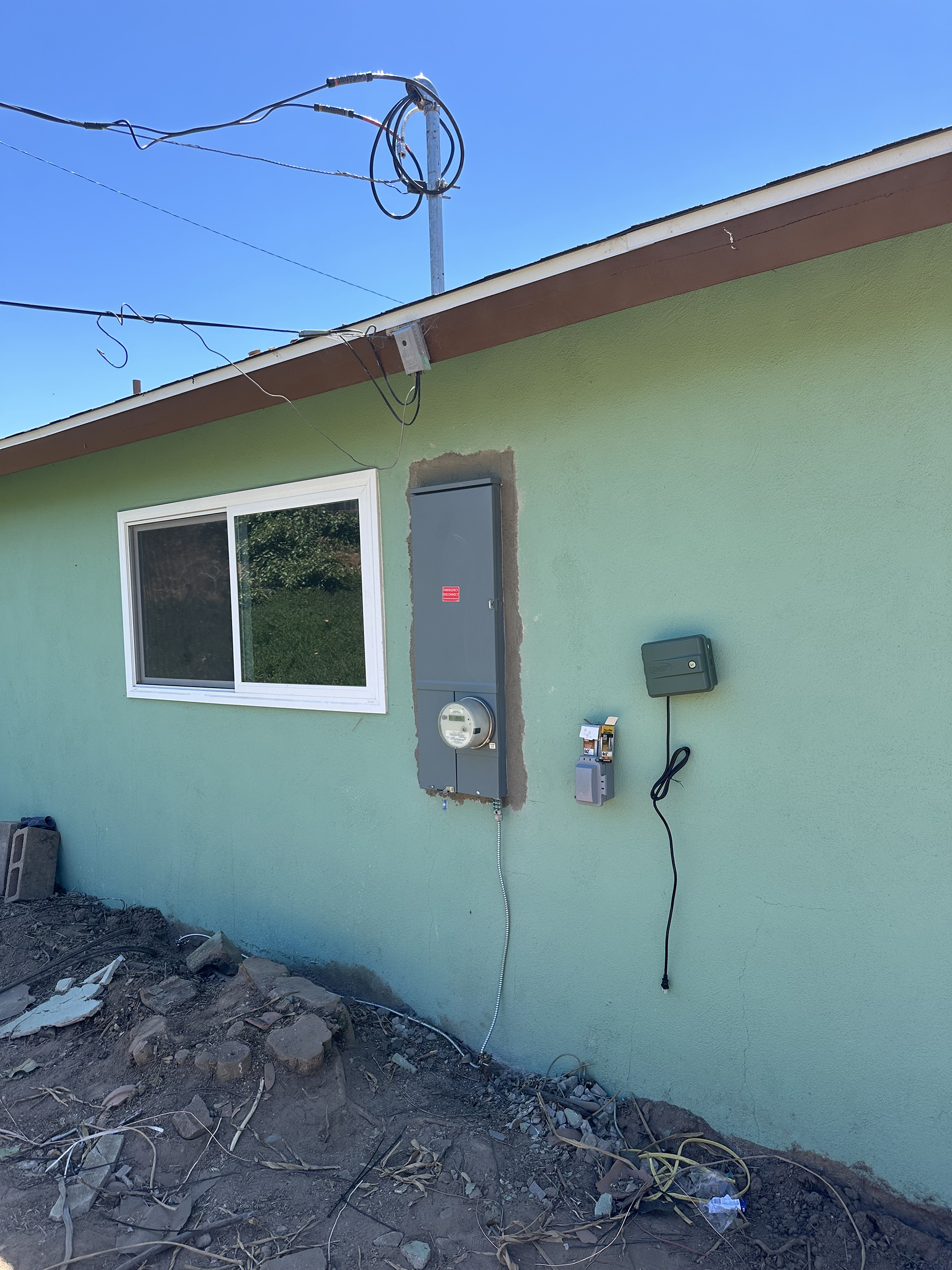 Residential electrical panel meter exterior wall new construction SLO County CA MAG Electric